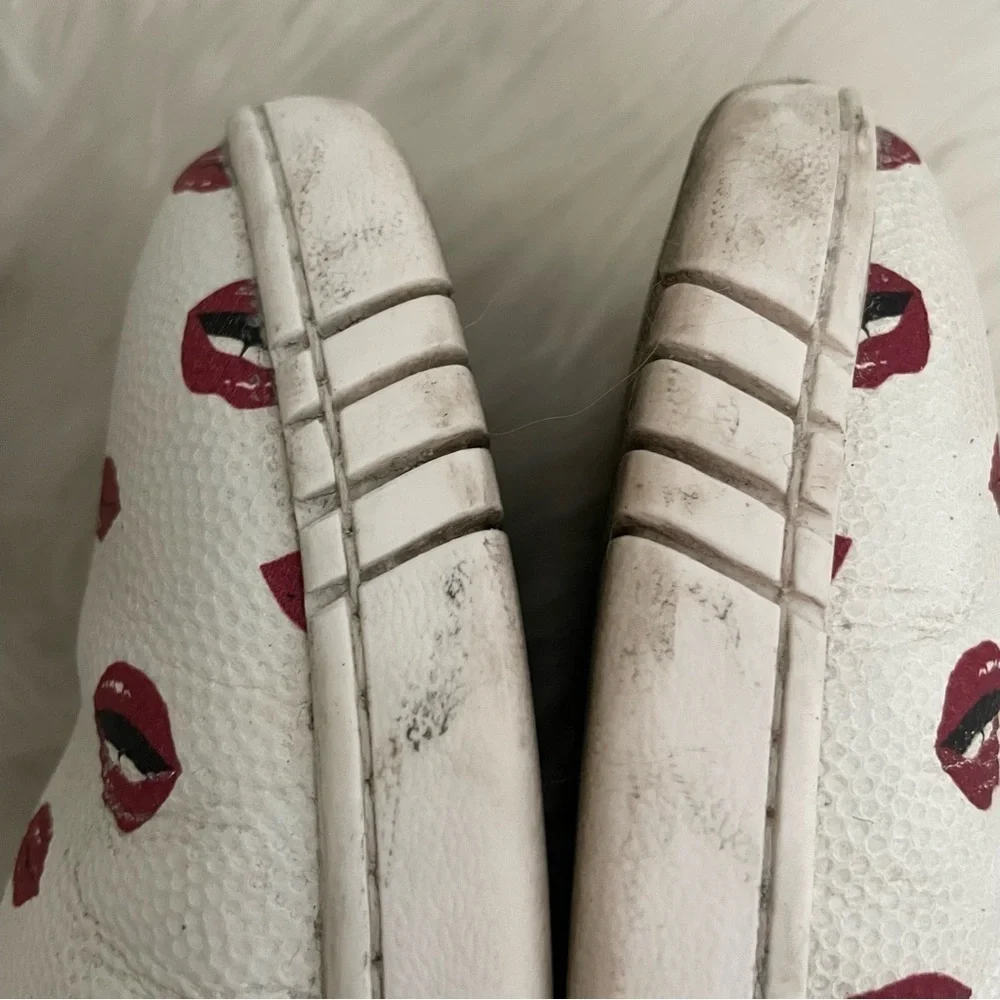 Bally slip pebbled